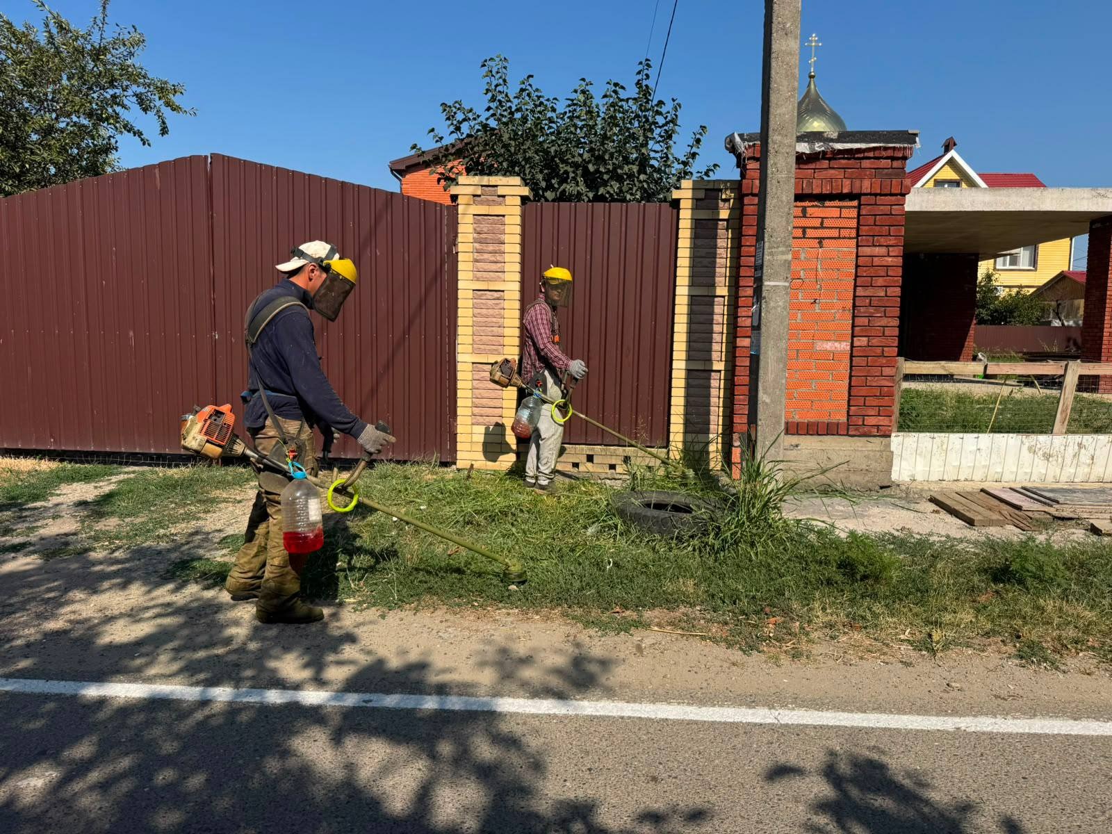 Администрация Старобжегокайского сельского поселения напоминает владельцам земельных участков о важности поддержания порядка на своих территориях.